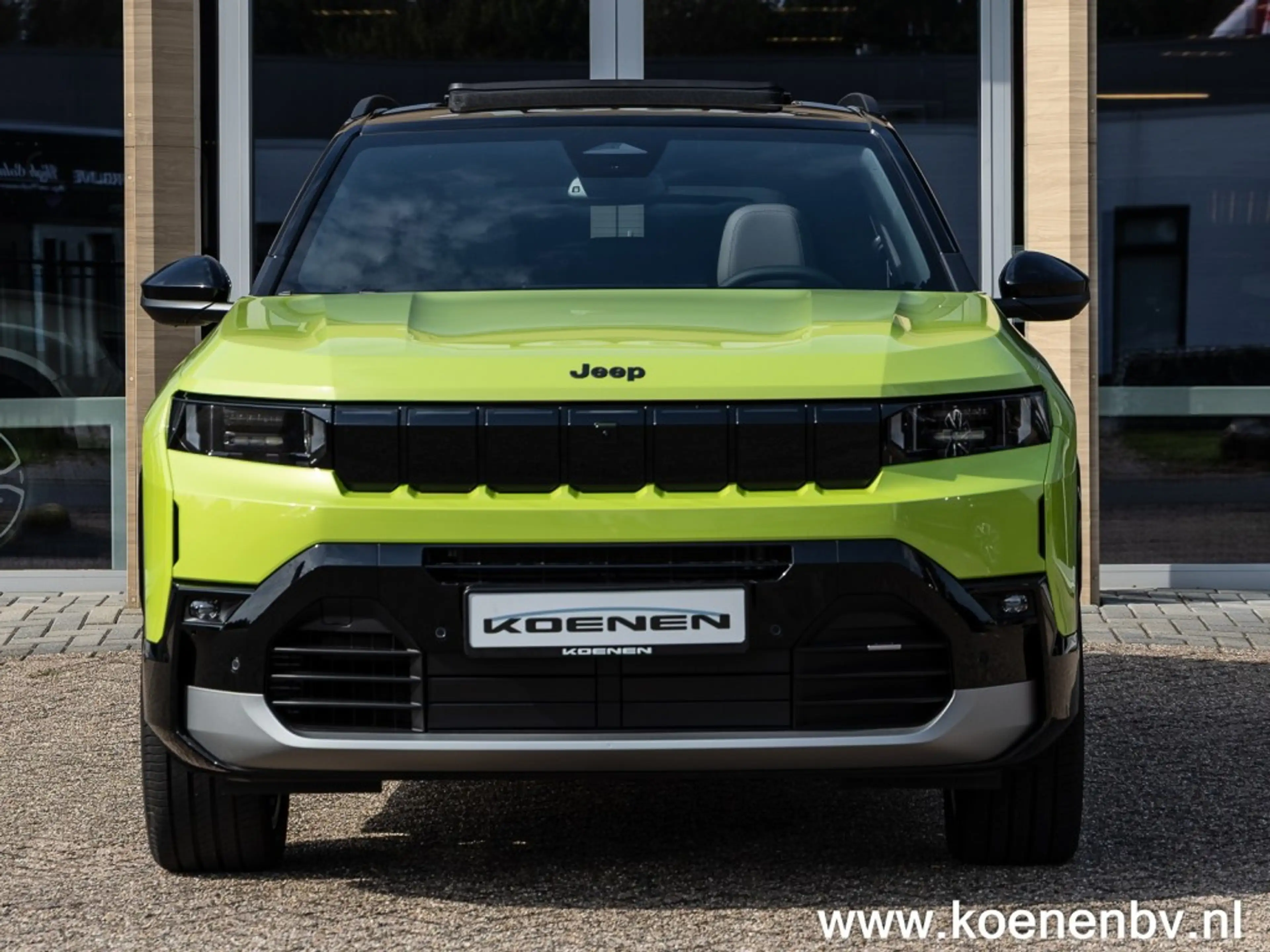 Jeep Compass 1.6 E-H PHEV First Edition PANO / CONVENIENCE PACK — photo 4