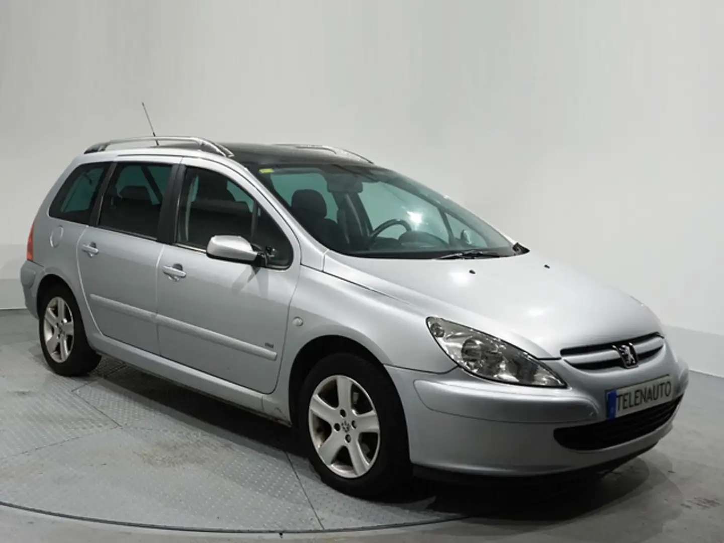 Peugeot 307 Break 1.6HDI XR Clim Plus Argent - 1