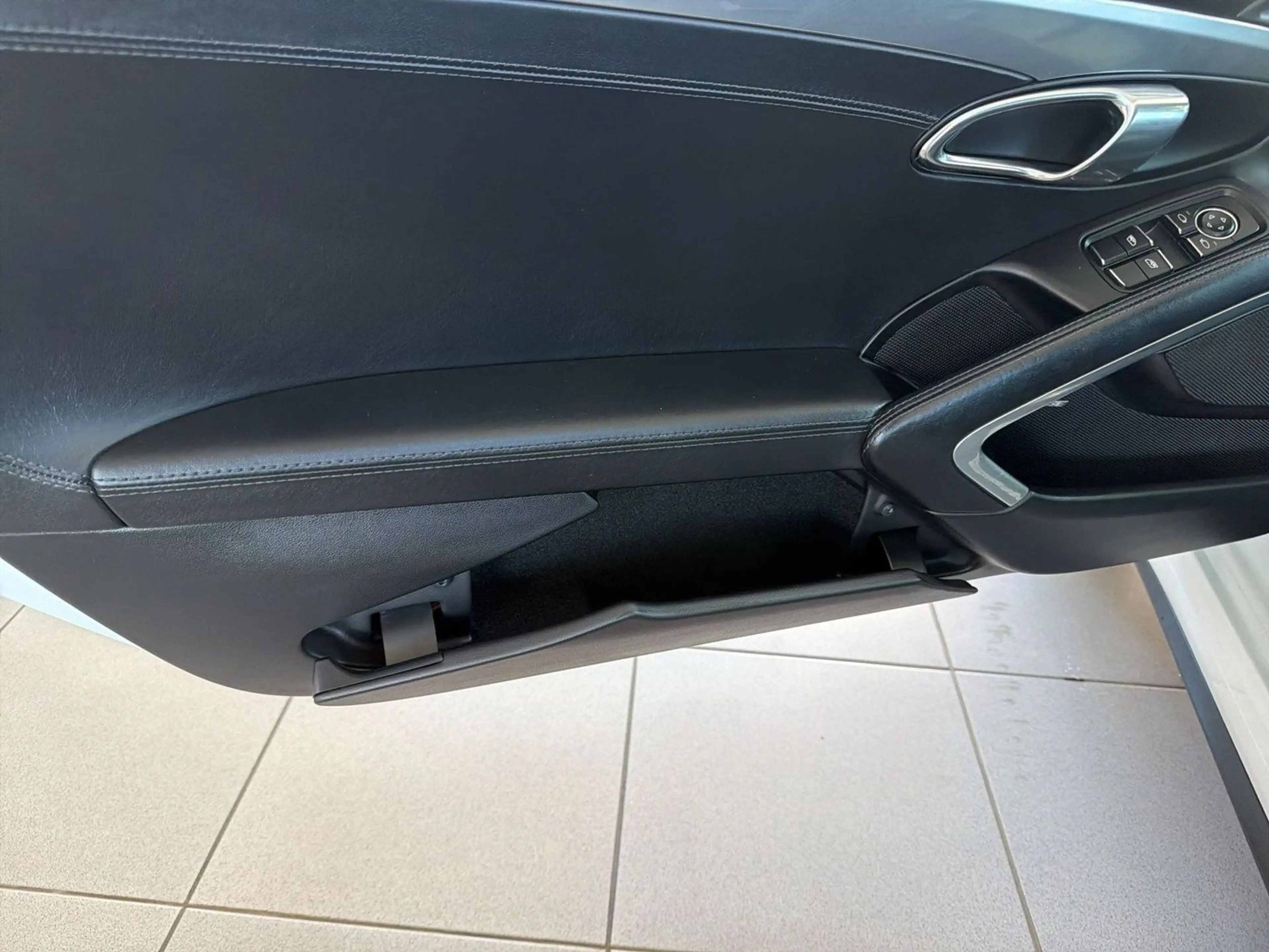Porsche 991 Carrera 4S SCHALTER BOSE PDLS AGA APPROVED — photo 8