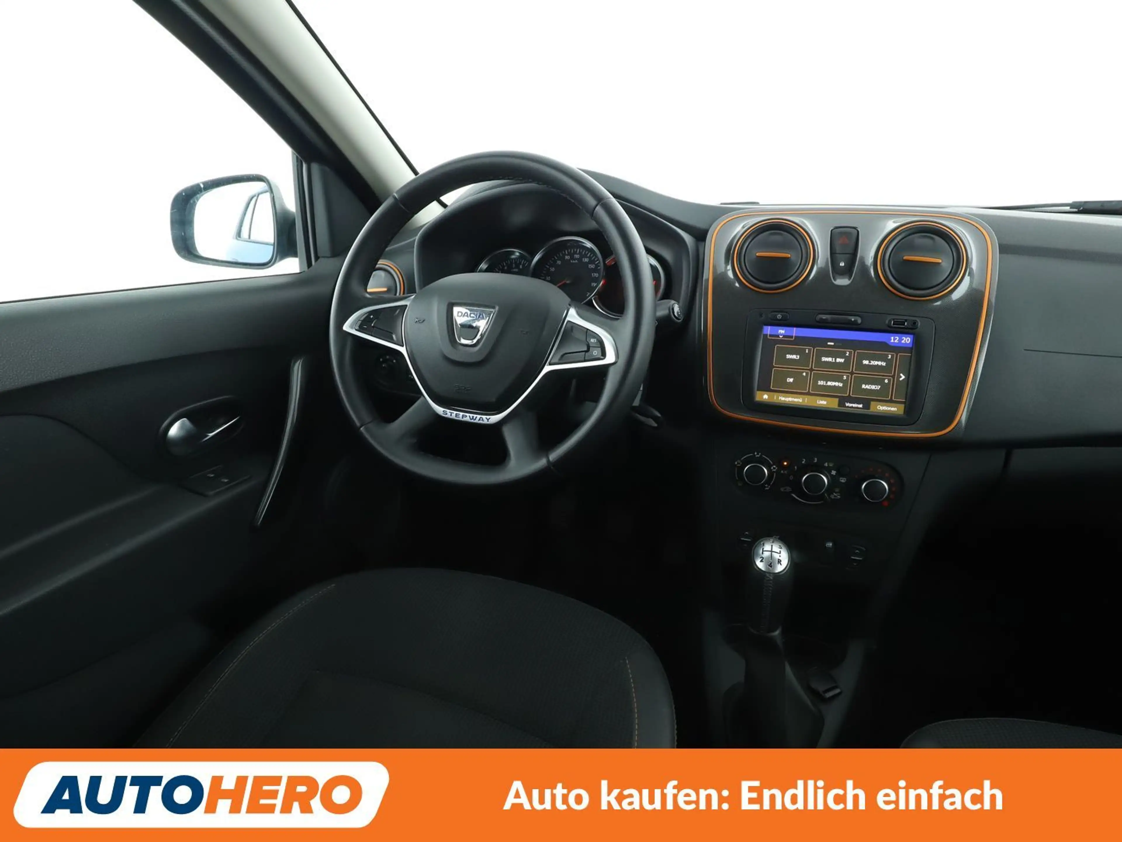 Dacia Logan 0.9 TCe Stepway Celebration *NAV*TEMP*CAM*PDC*ALU* — photo 13
