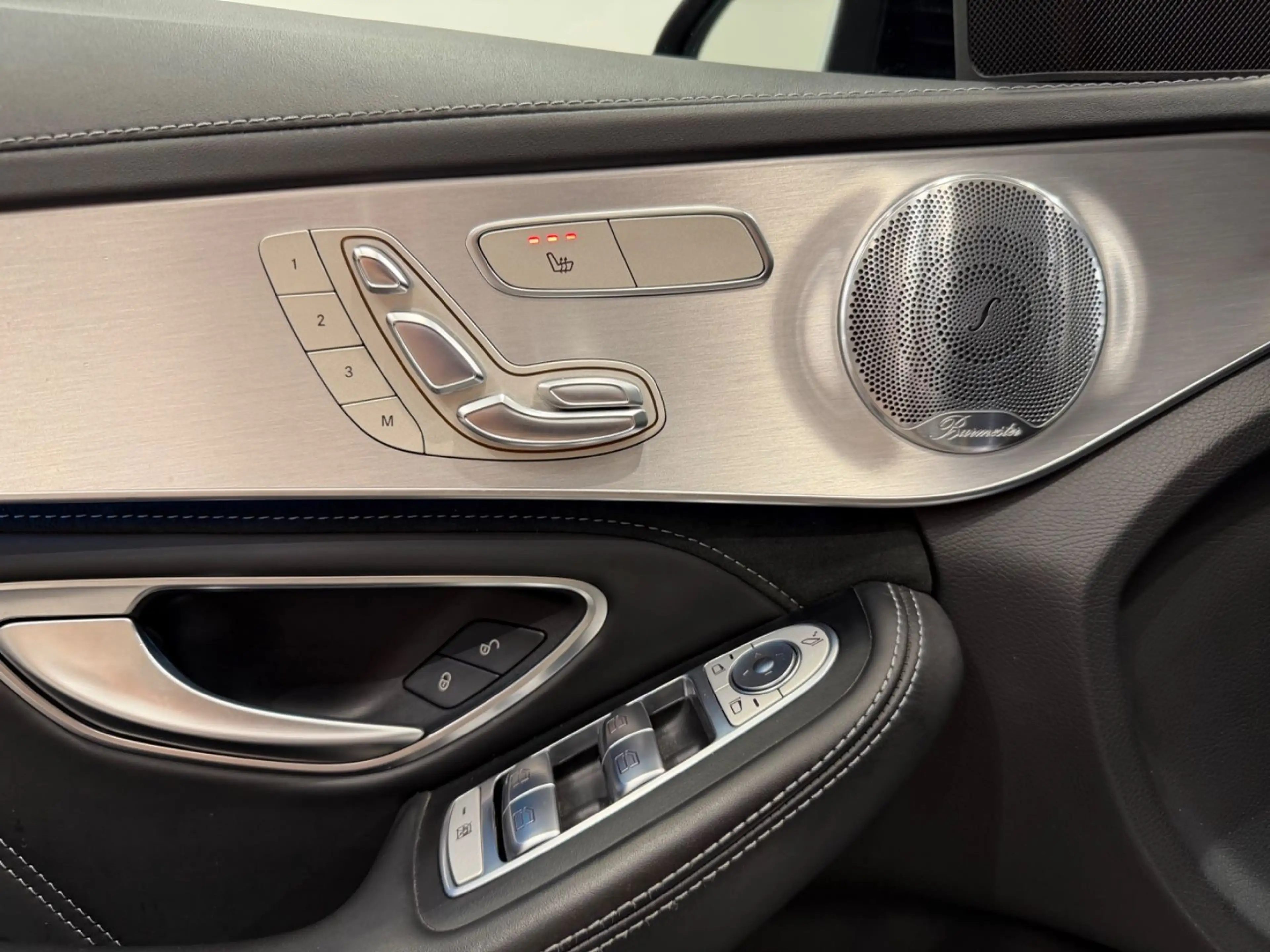 Mercedes-Benz C 63 AMG S T DESIGNO-MAGNO PANO+°360+HEAD-UP+LED — photo 15