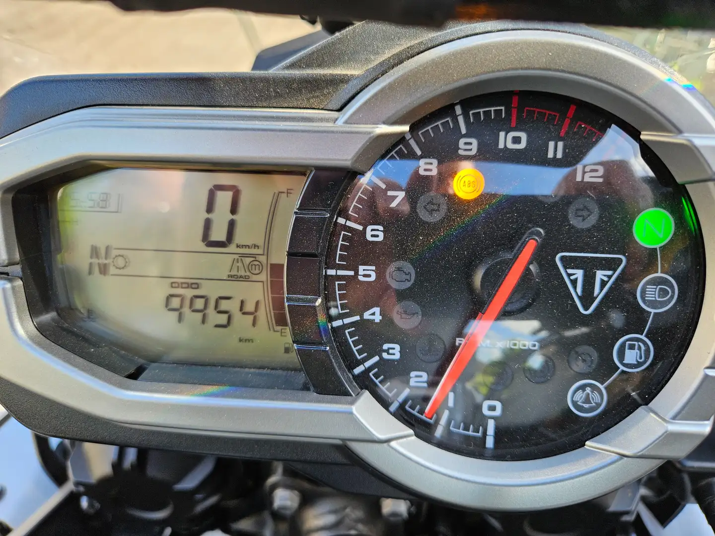 Triumph Tiger 800 XRT Alb - 2