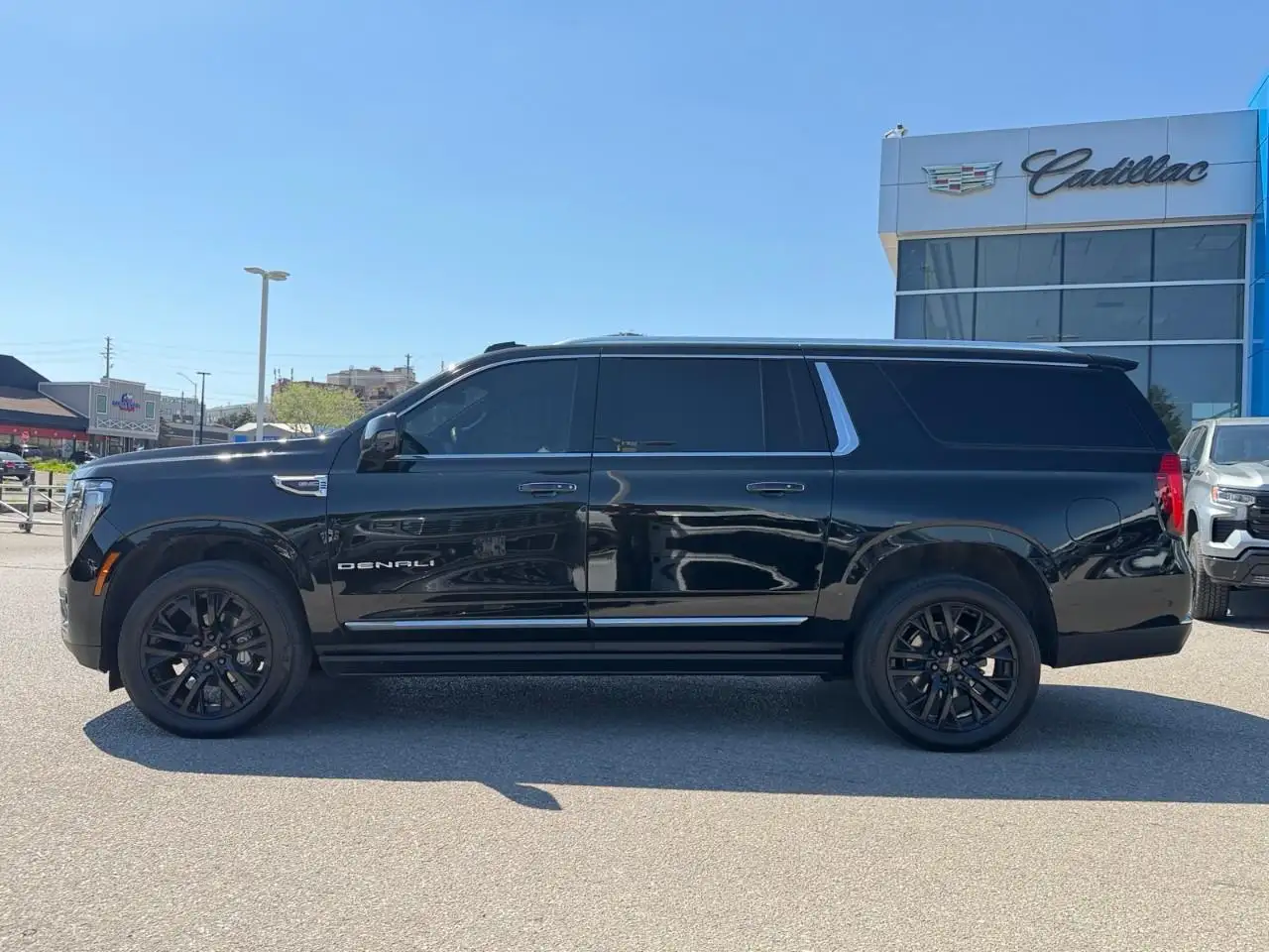 GMC Yukon photo GMC Yukon