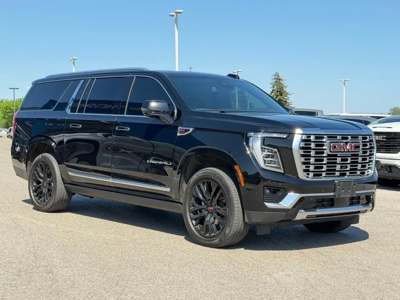 GMC Yukon photo GMC Yukon