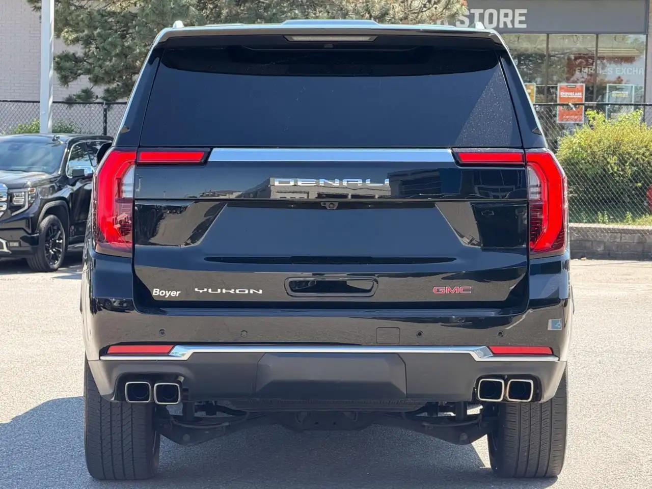 GMC Yukon photo GMC Yukon
