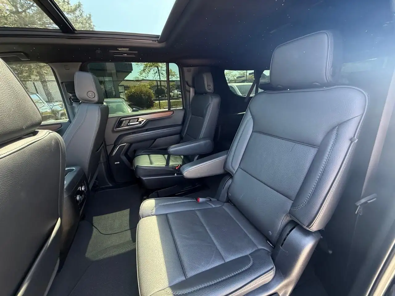 GMC Yukon photo GMC Yukon