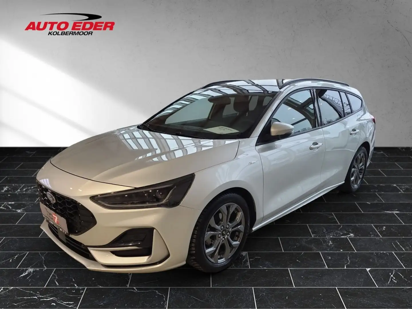 Ford Focus ST-Line Sportpaket Bluetooth Navi LED Klima Silber - 2