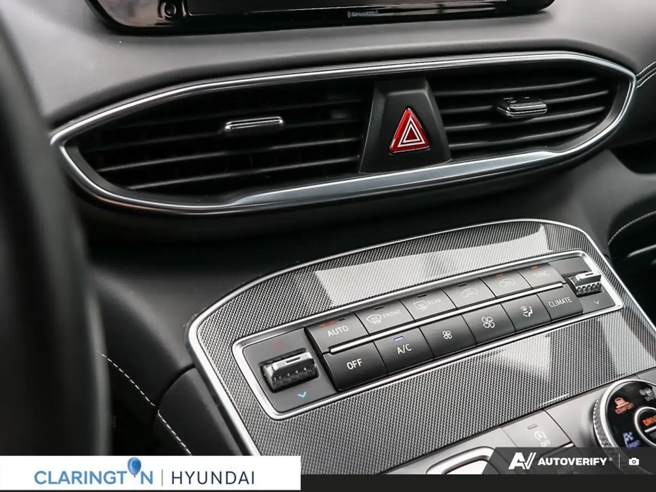 Hyundai SANTA FE photo Hyundai SANTA FE