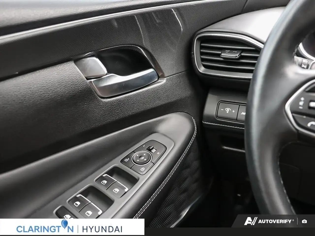 Hyundai SANTA FE photo Hyundai SANTA FE