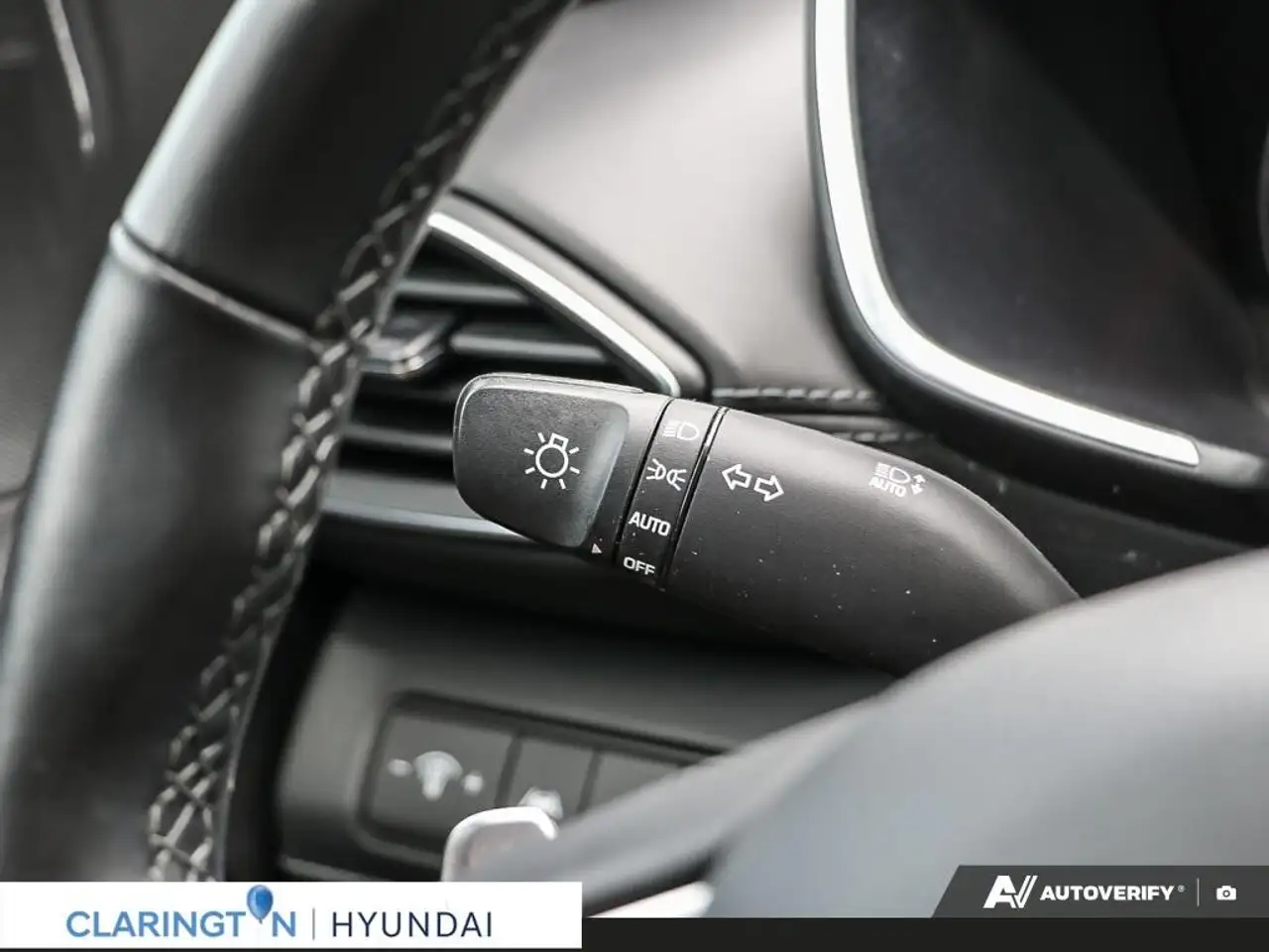 Hyundai SANTA FE photo Hyundai SANTA FE