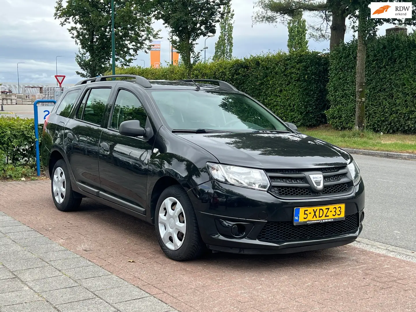 Dacia Logan MCV 0.9 TCe Ambiance *NWE APK| RUIME AUTO Noir - 1