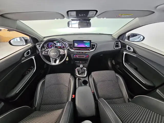 Kia Xceed view 9