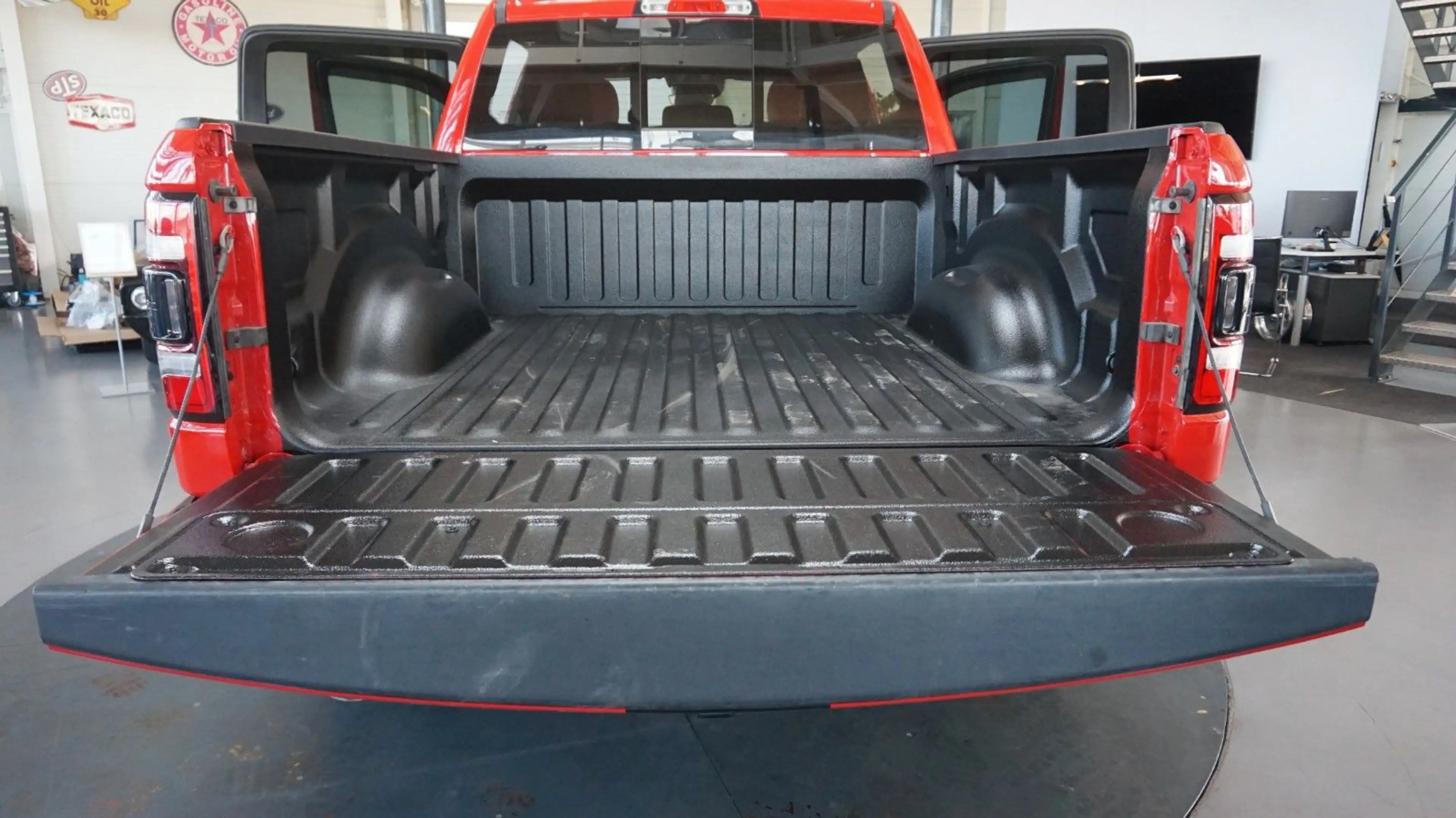 Dodge RAM 1500HEMI 5.7l REBEL*Digital-Tacho*Navi12*Alu — photo 10