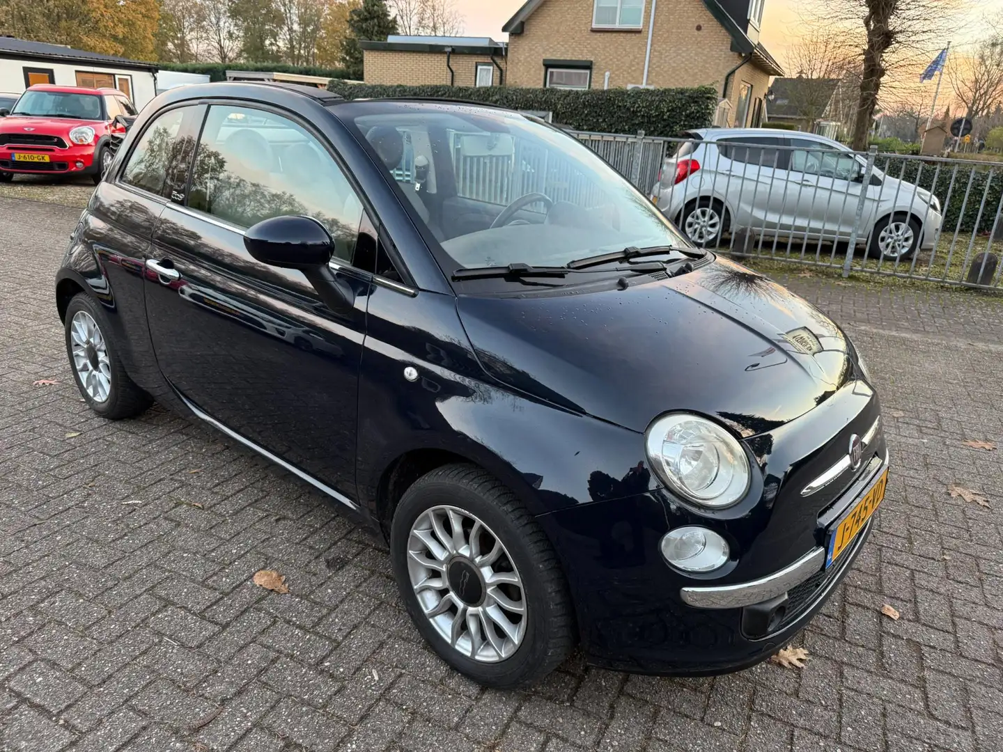 Fiat 500 1.2 Lounge AUT. CABRIO AC STOELVERW. LMV BLUETOOTH Bleu - 2