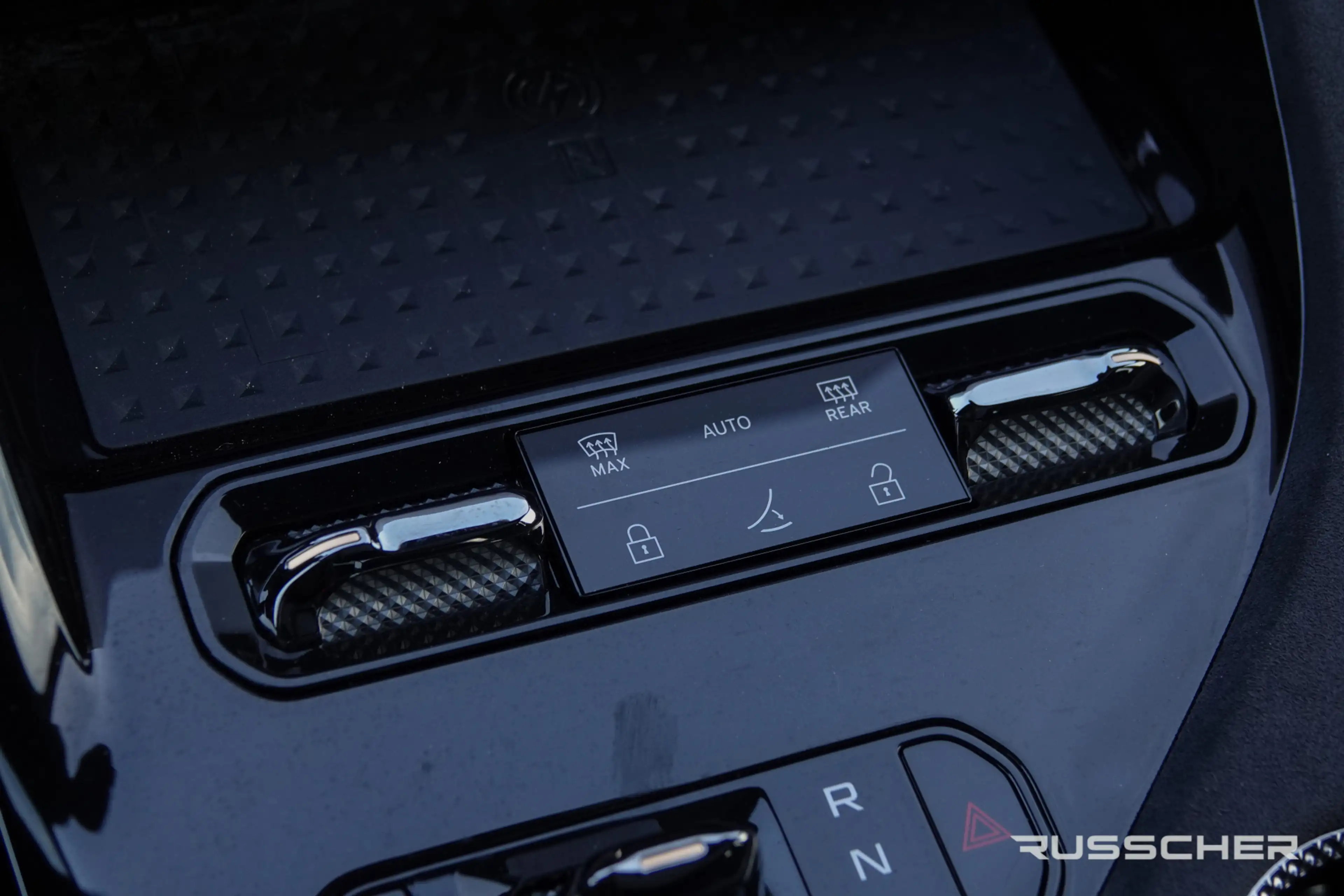 Lotus Eletre EDS450 S | 112kWh | 612Pk | AWD | Kef Premium Audi — photo 41