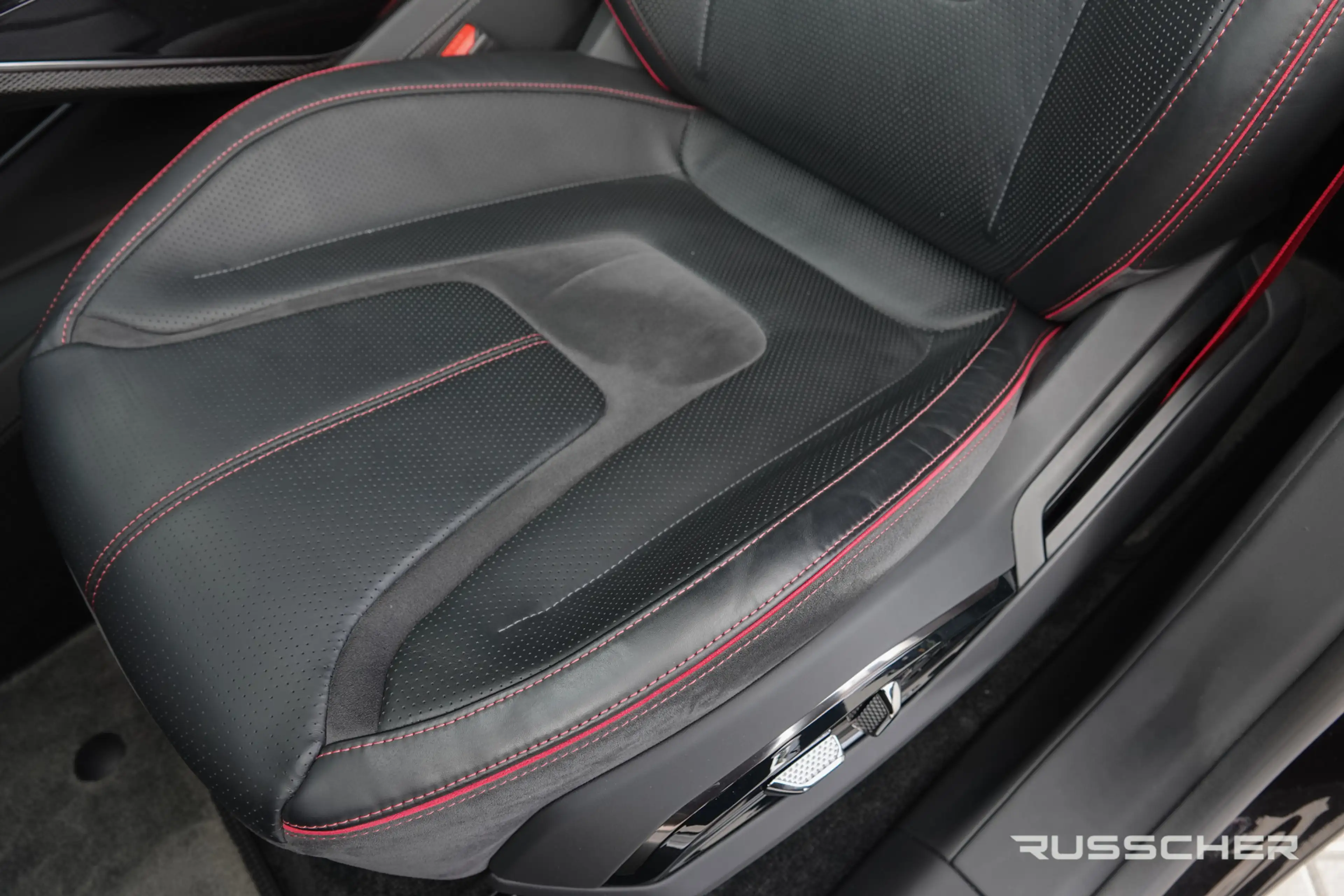 Lotus Eletre EDS450 S | 112kWh | 612Pk | AWD | Kef Premium Audi — photo 45