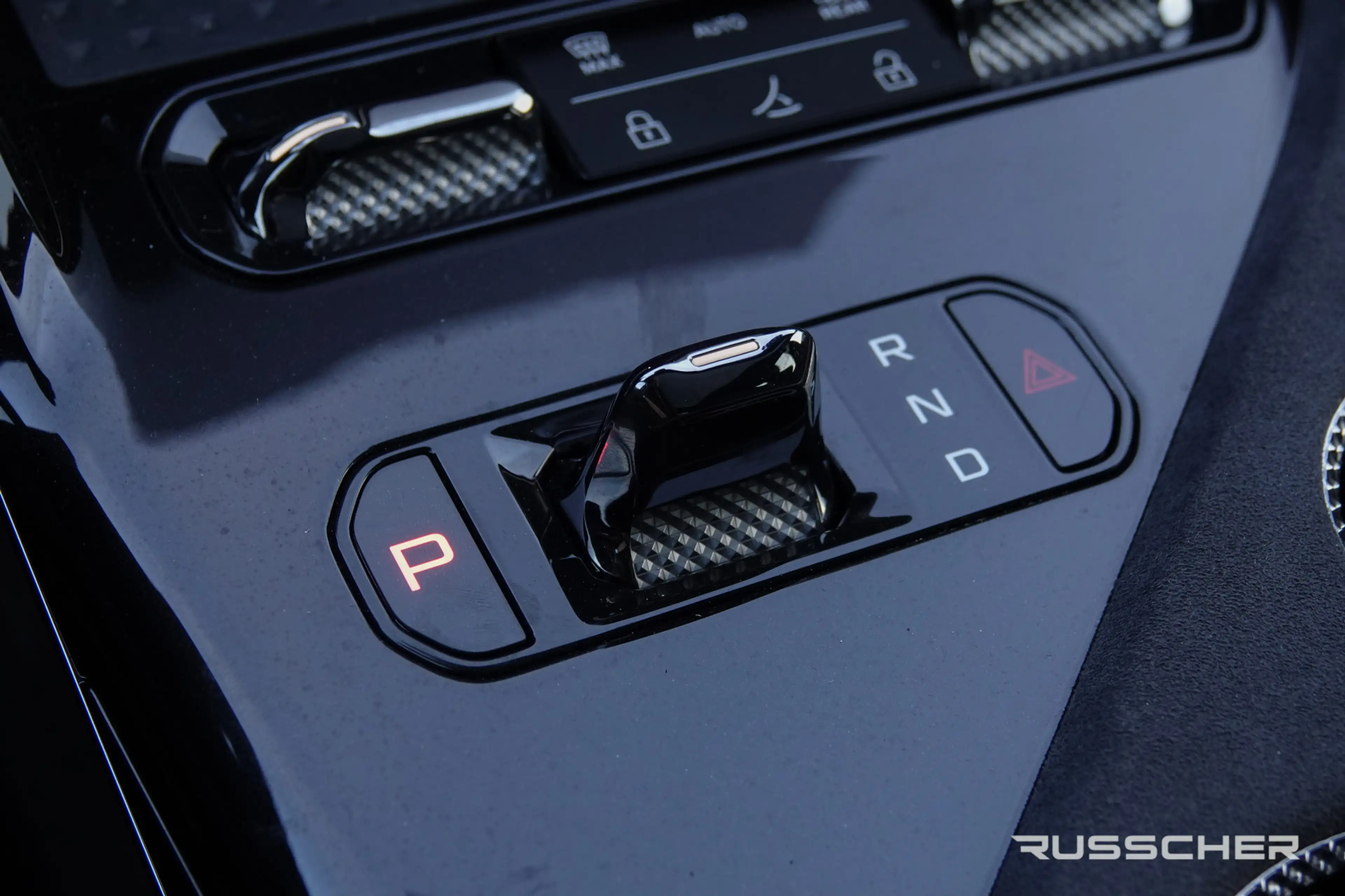 Lotus Eletre EDS450 S | 112kWh | 612Pk | AWD | Kef Premium Audi — photo 9