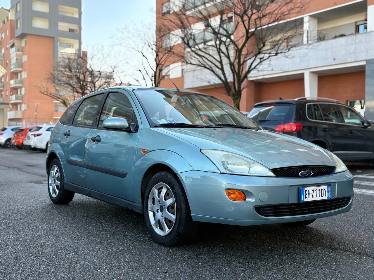 Ford Focus 5p 1.6i 16v Ghia c/CL, foto 1
