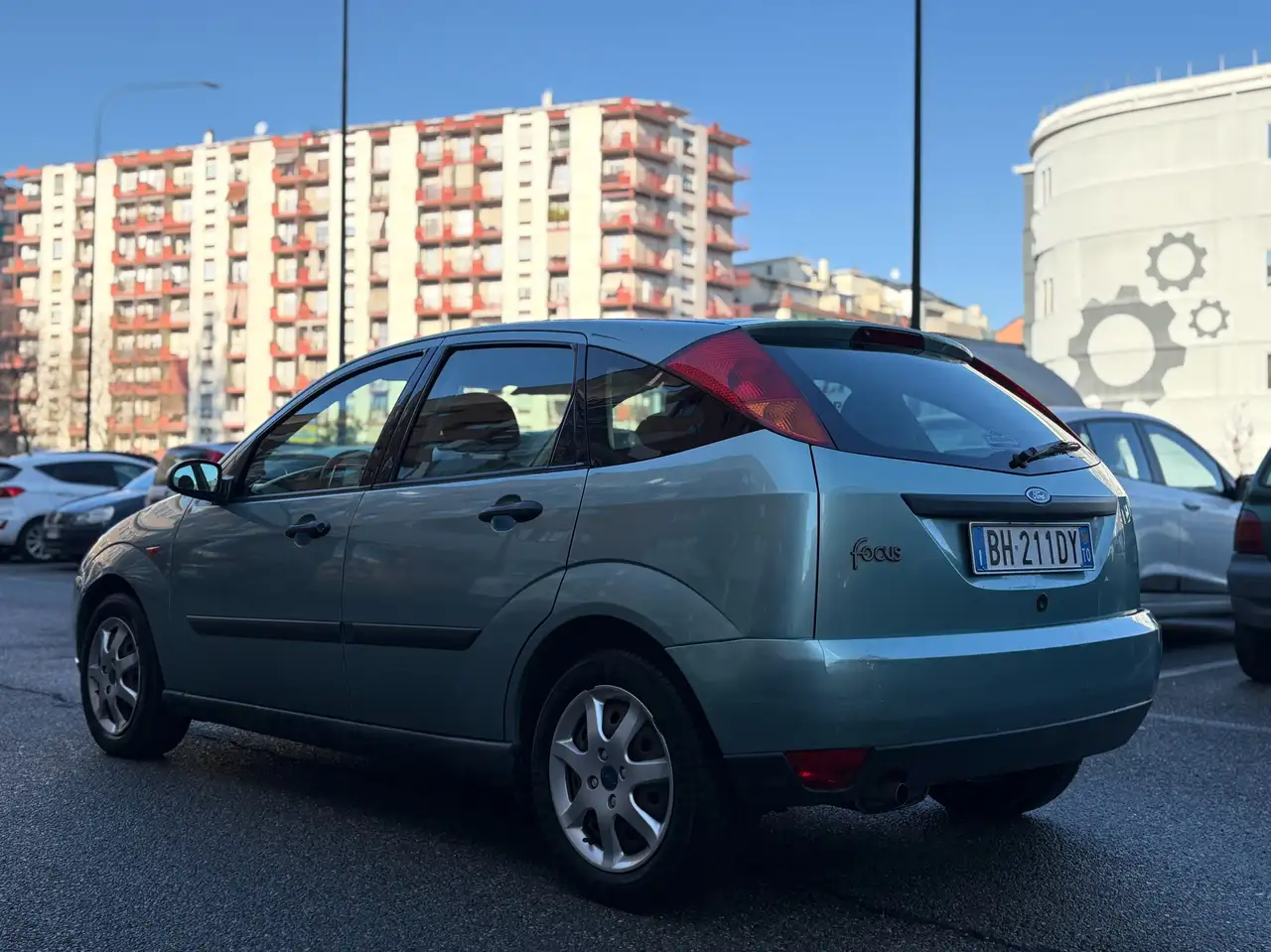 Ford Focus 5p 1.6i 16v Ghia c/CL, foto 4