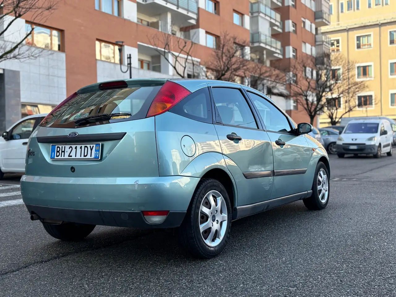 Ford Focus 5p 1.6i 16v Ghia c/CL, foto 5