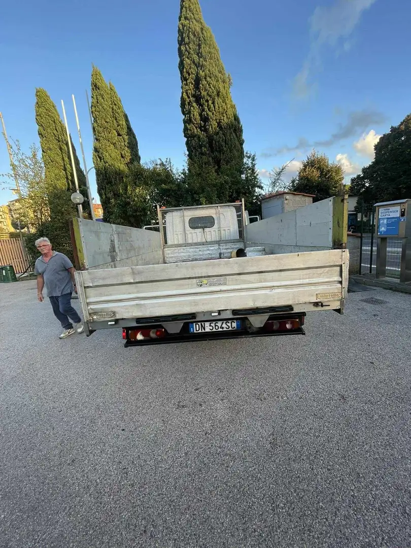 Nissan Cabstar confort - 2