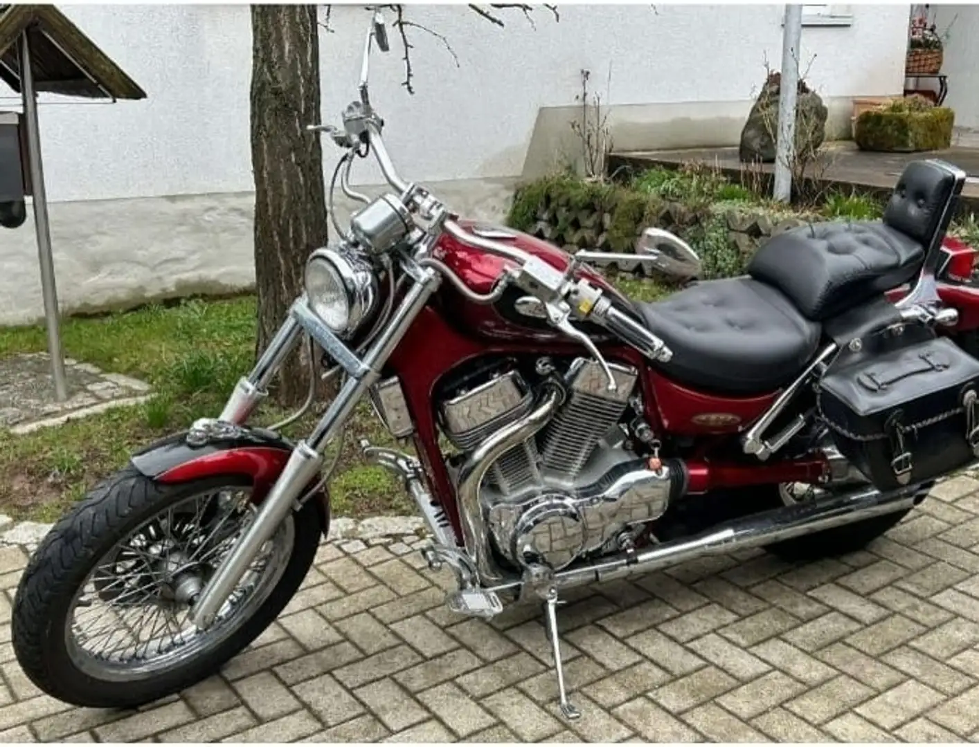 Suzuki Intruder C Roşu - 1