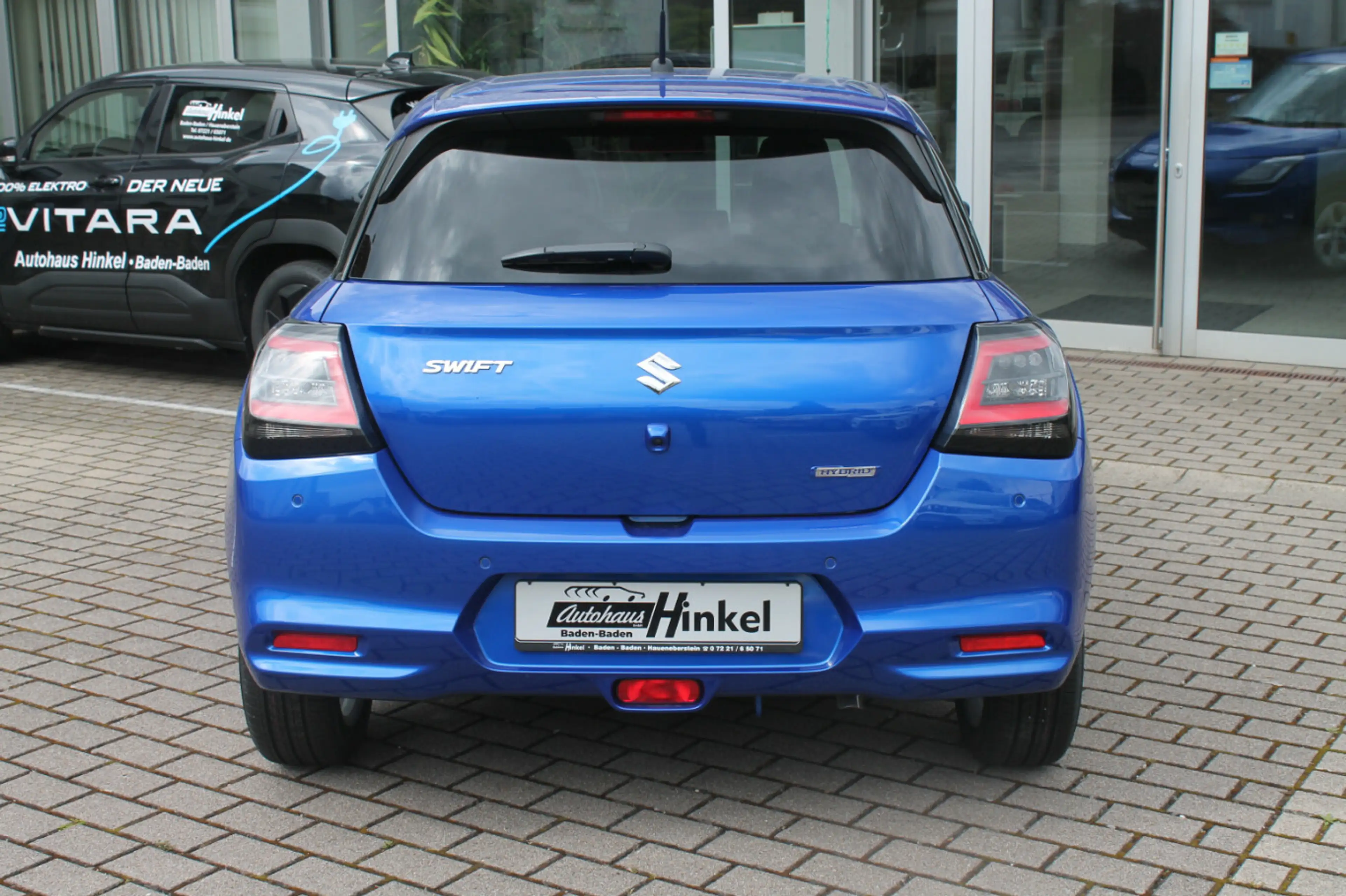 Suzuki Swift 1.2 Comfort Hybrid — photo 3