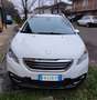 Peugeot 2008 1.2  Allure  82cv etg5 E6 con paddle al volante Weiß - thumbnail 1