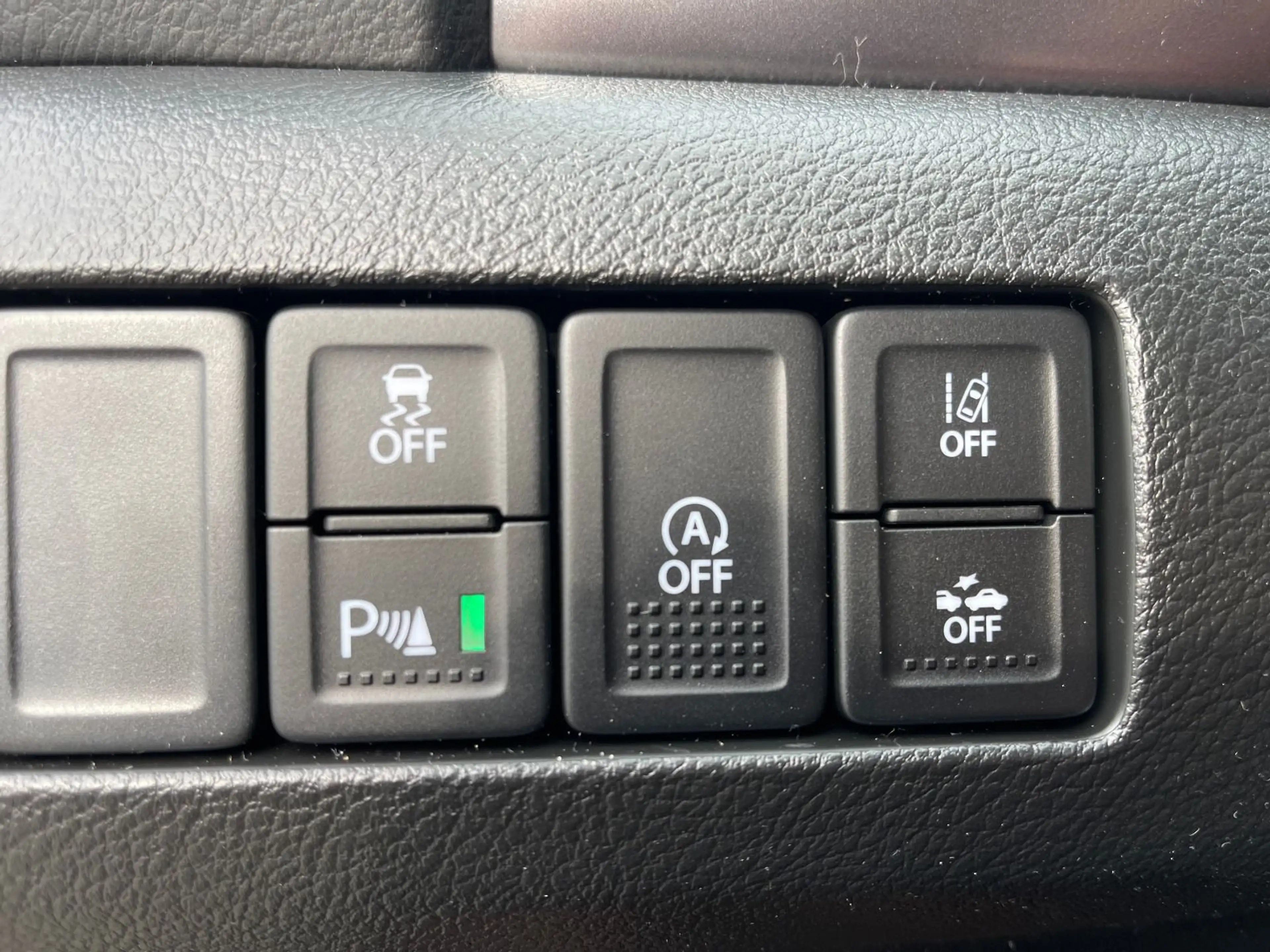 Suzuki Vitara 1.4 Hybrid Komfort Klima Navi Kamera — photo 15