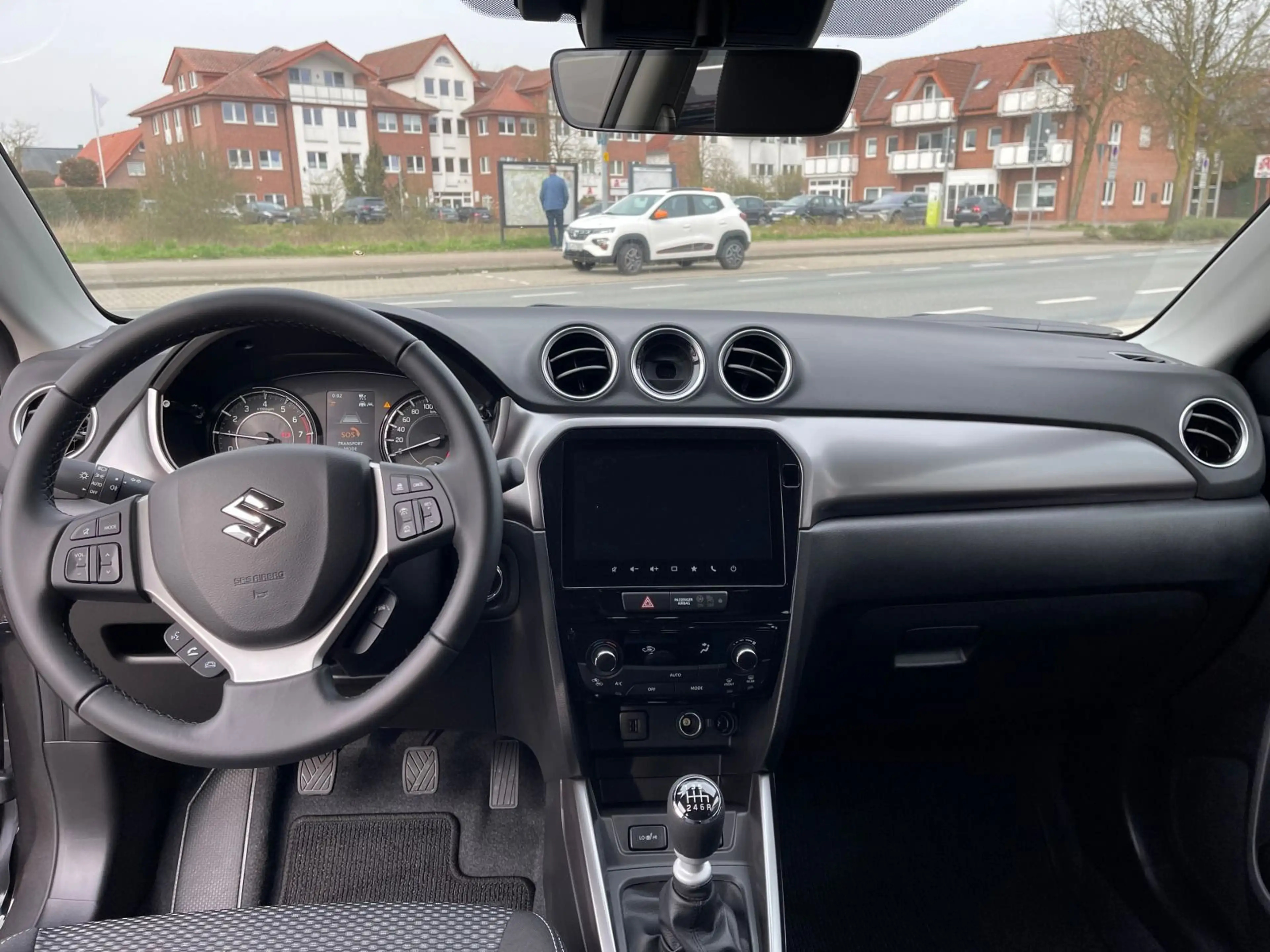 Suzuki Vitara 1.4 Hybrid Komfort Klima Navi Kamera — photo 13