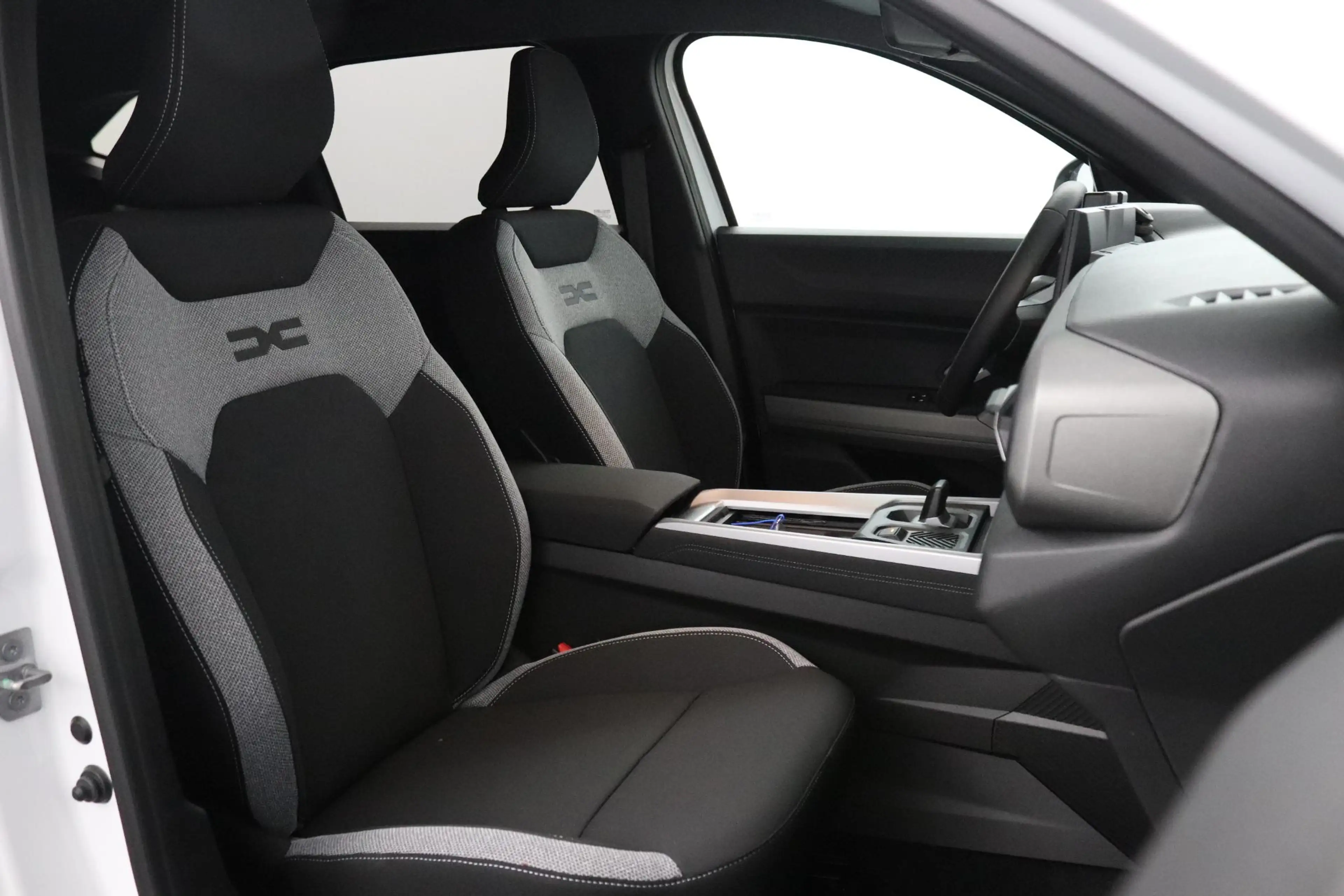 Dacia Bigster 1.8 Hybrid 155 Journey | Nieuw | Pack Winter | Pac — photo 26