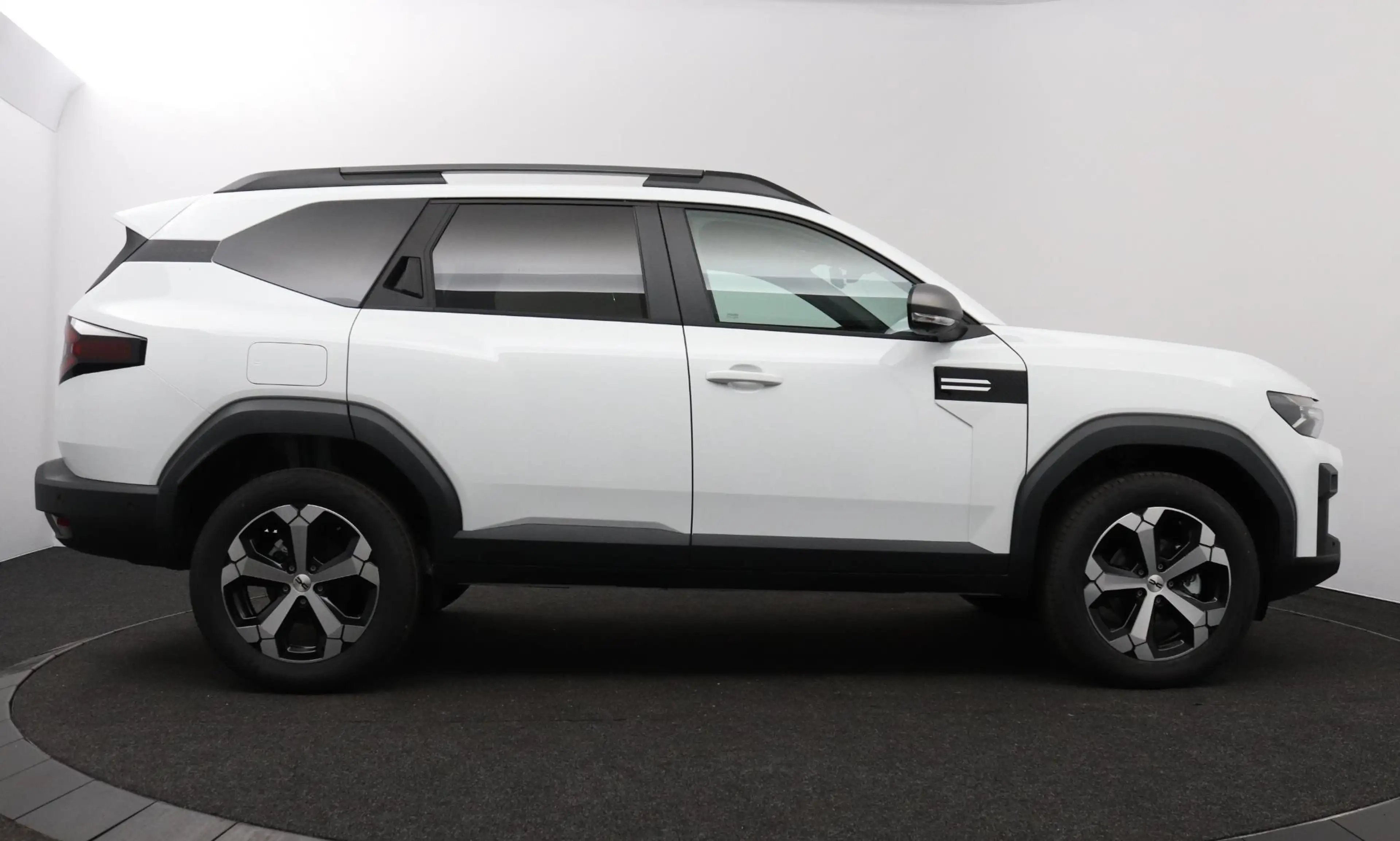 Dacia Bigster 1.8 Hybrid 155 Journey | Nieuw | Pack Winter | Pac — photo 13