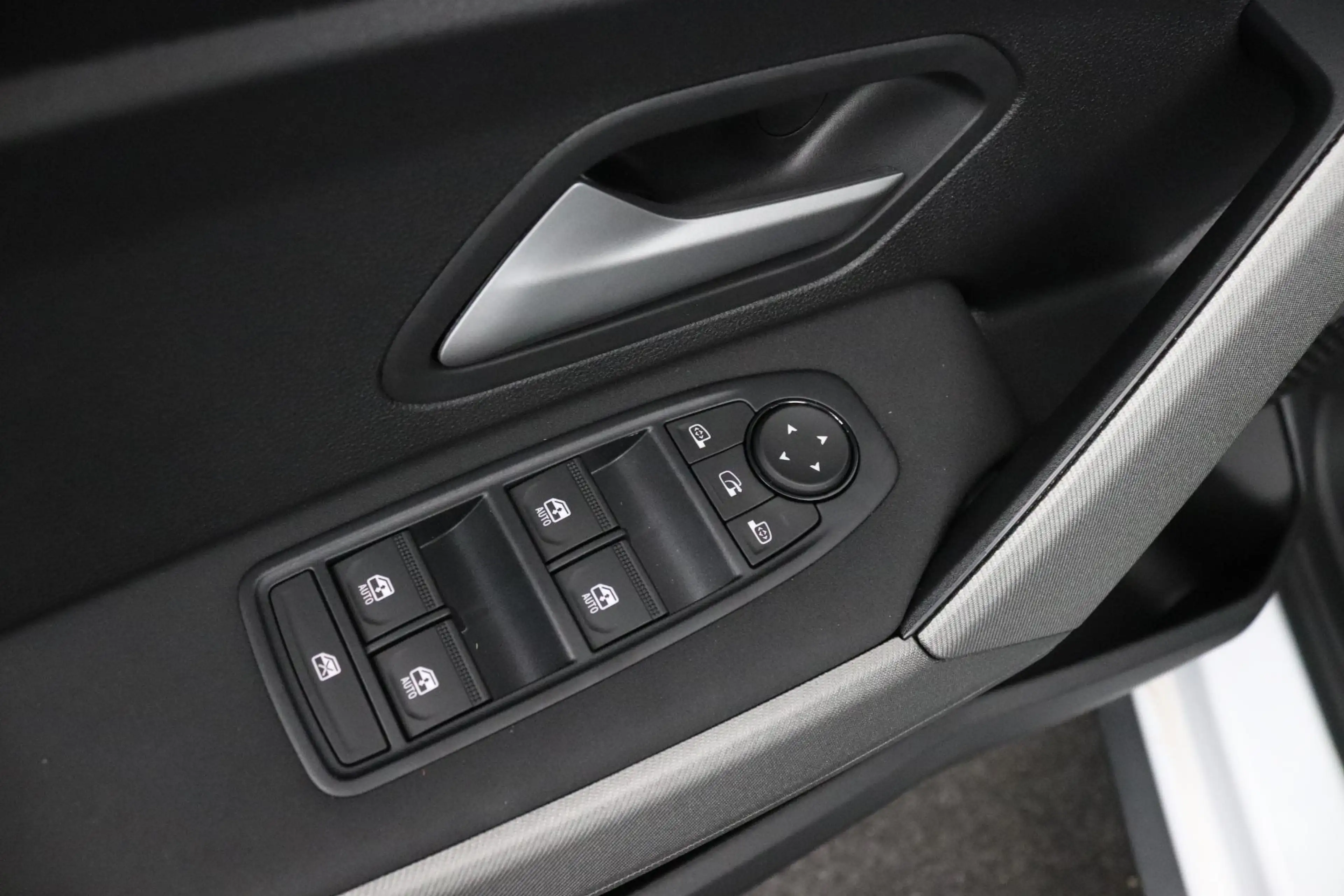 Dacia Bigster 1.8 Hybrid 155 Journey | Nieuw | Pack Winter | Pac — photo 16