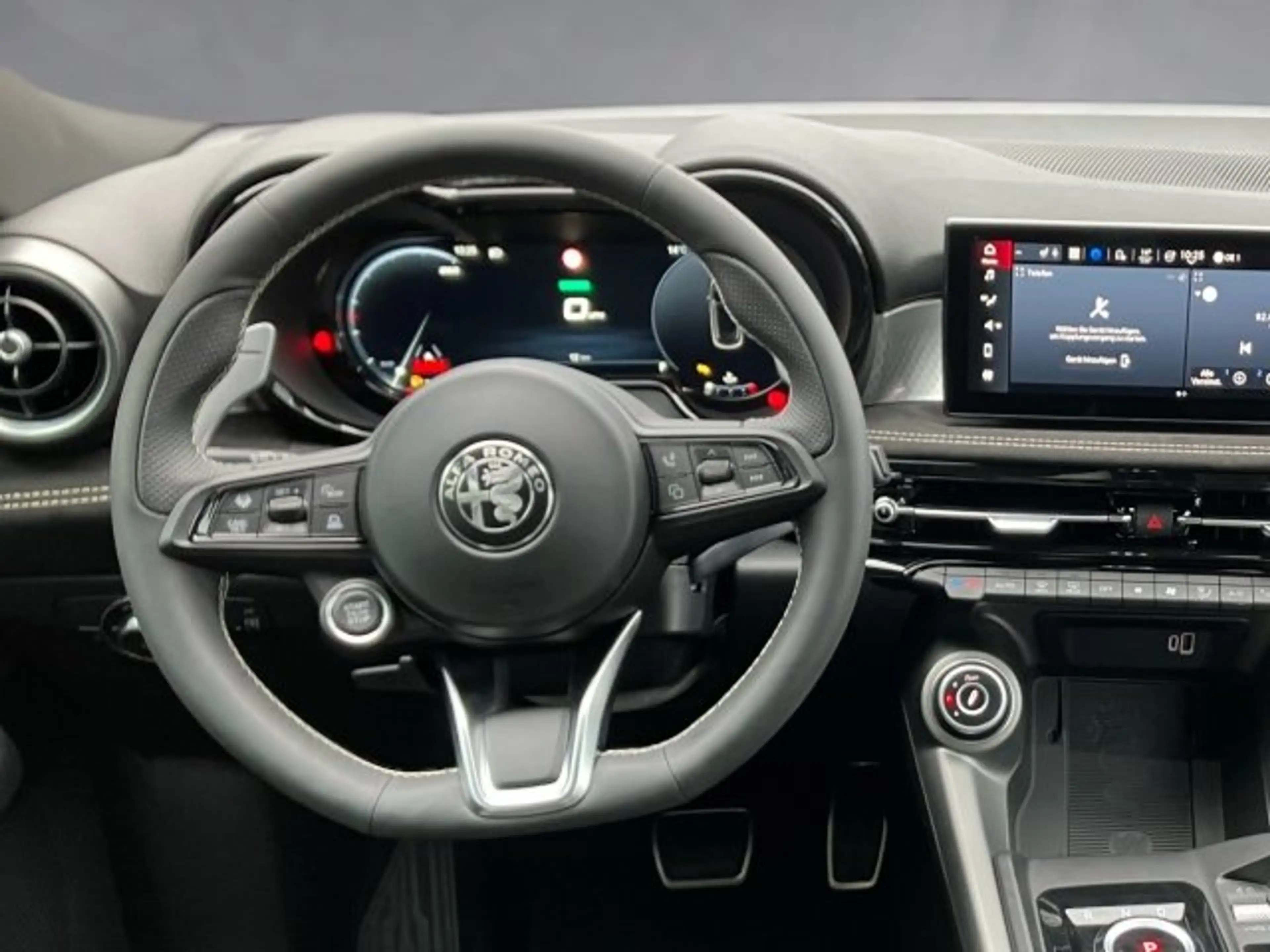 Alfa Romeo Tonale Ibrida Sport Speciale 1.5 175PS FWD — photo 10