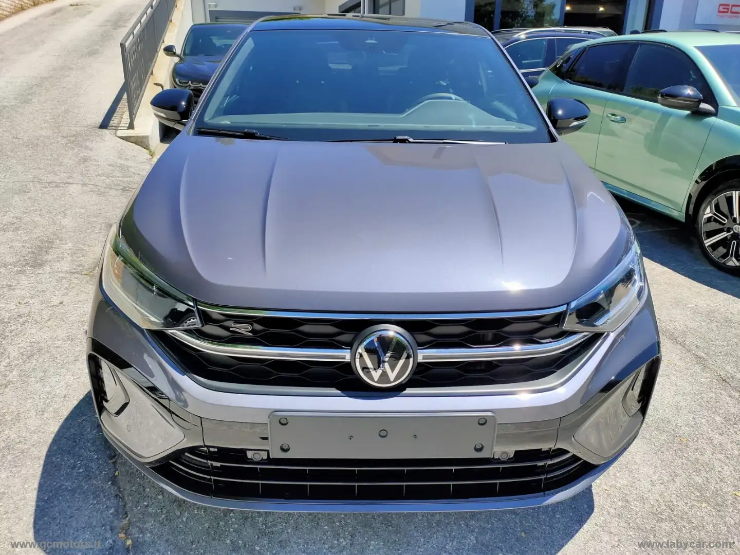 Volkswagen Taigo 1.0 TSI 115 CV R-Line Grijs - 2