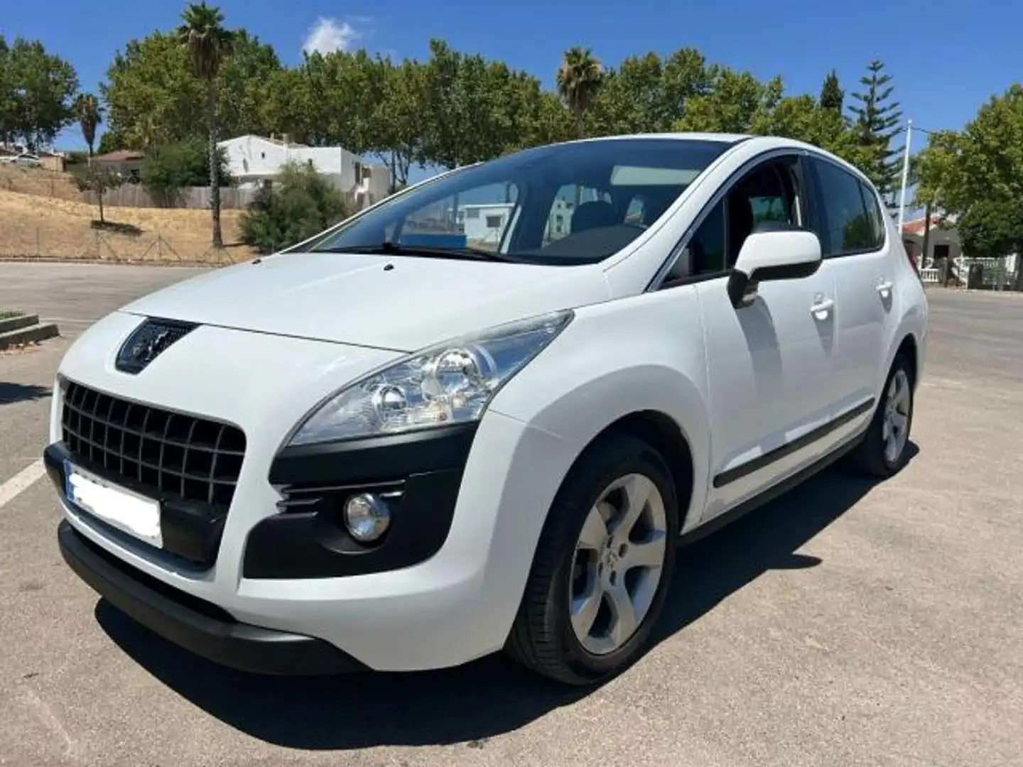 Peugeot 3008 1.6HDI Active 115 Blanco - 1
