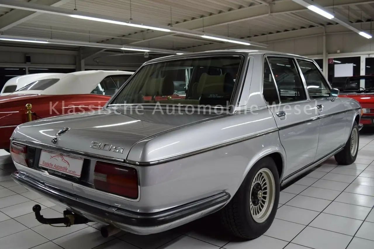 BMW 550 E3 3.0 Si im unrestaurierten Topzustand, foto 10