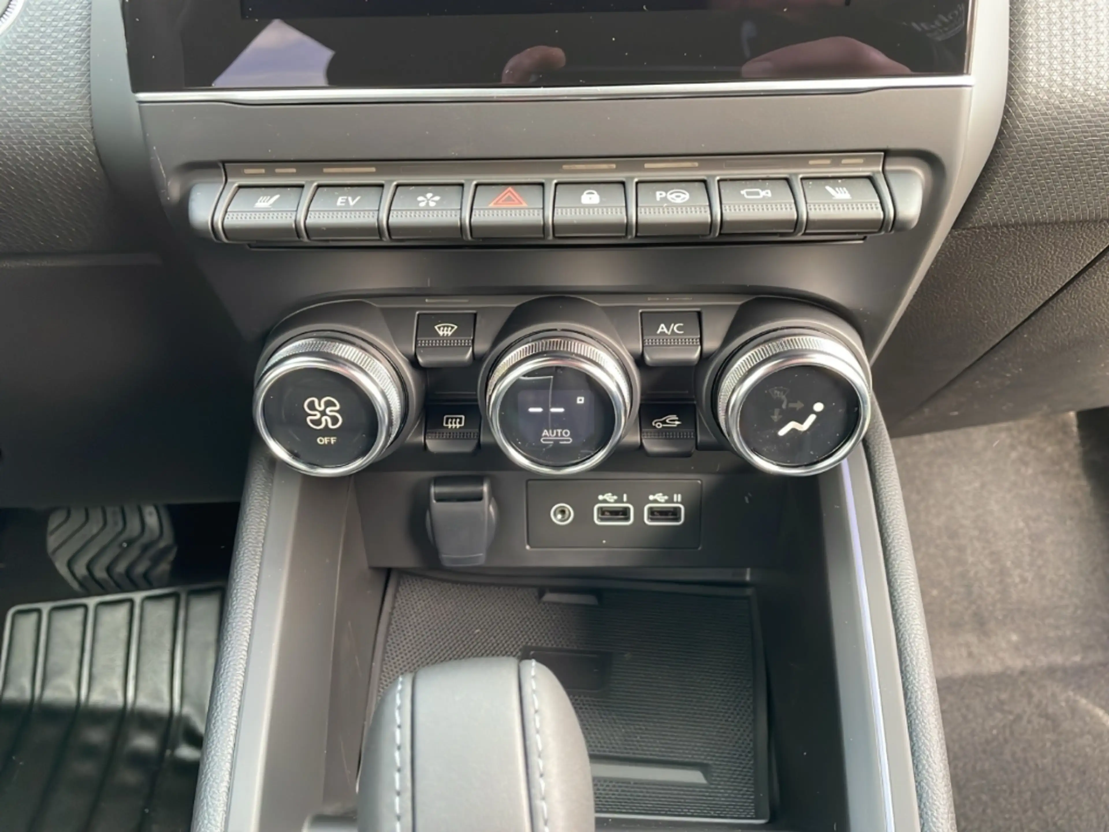 Mitsubishi Colt Edition Hybrid 1.6 Hyb. EDIT. Navi Digitales Cockp — photo 14