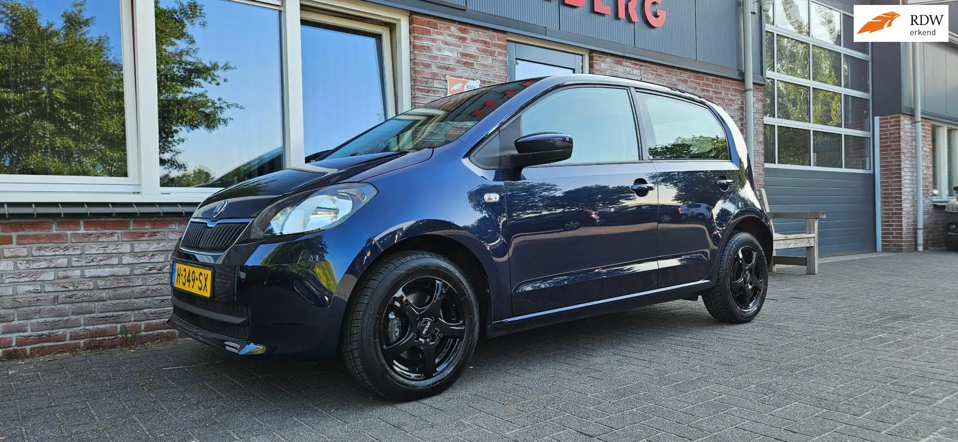 Skoda Citigo 1.0 Greentech Active Airco! 5-Deurs! Leuke Auto! L Blauw - 1