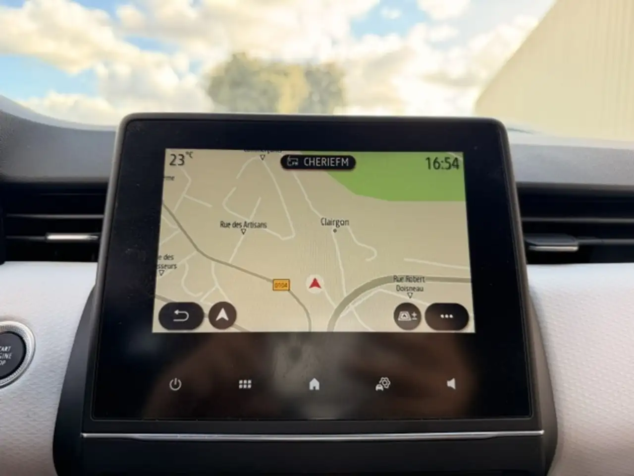 Renault Clio Citadine 5 portes — photo 19