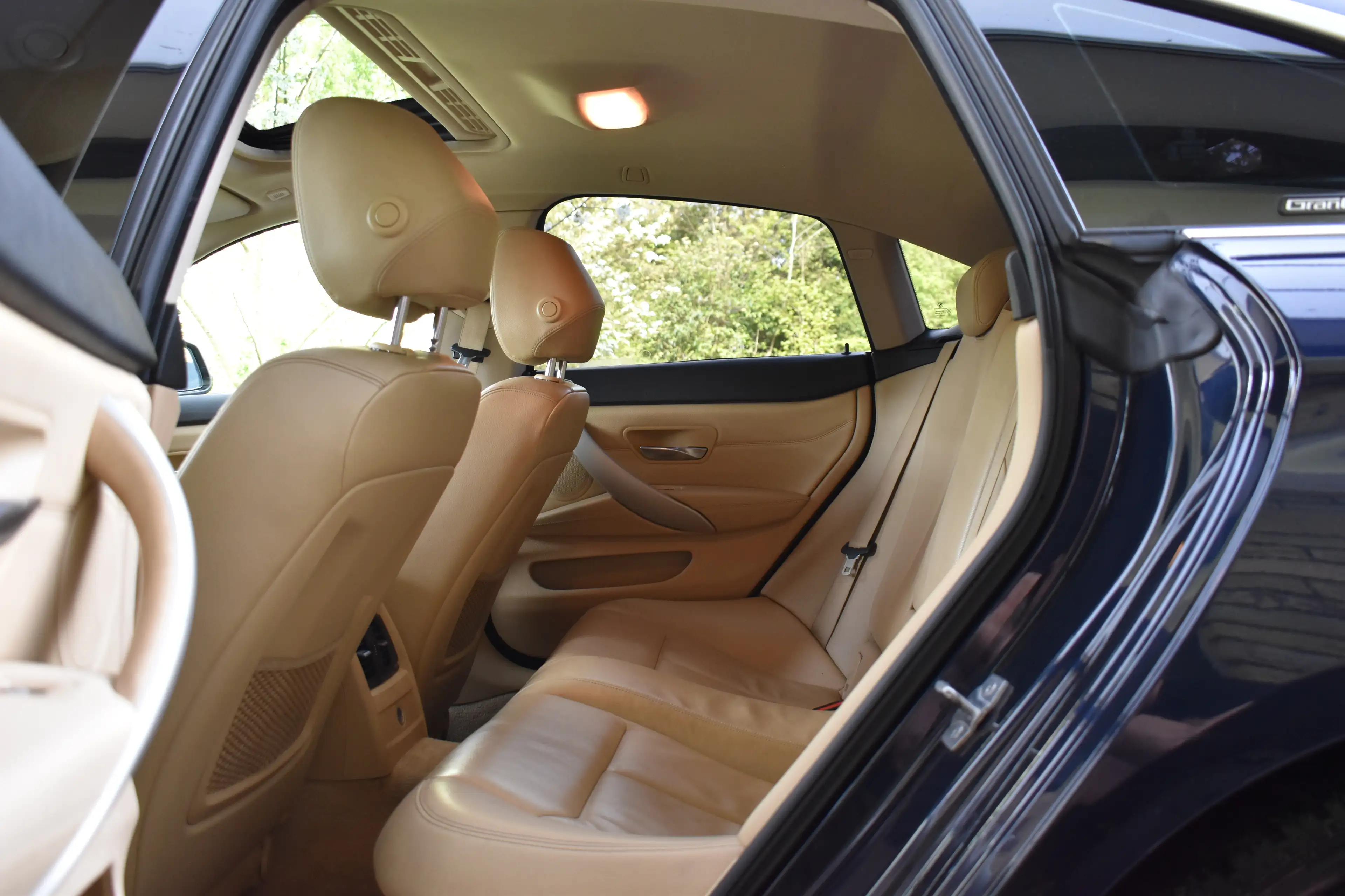 BMW 418 Gran Coupé 418 dA ** TOIT OUVRANT ** CUIR ** GPS ** — photo 15