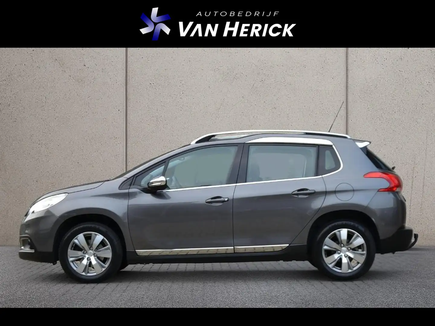 Peugeot 2008 1.2 PureTech Allure 131PK | Clima | Cruise | Trekh Gris - 2