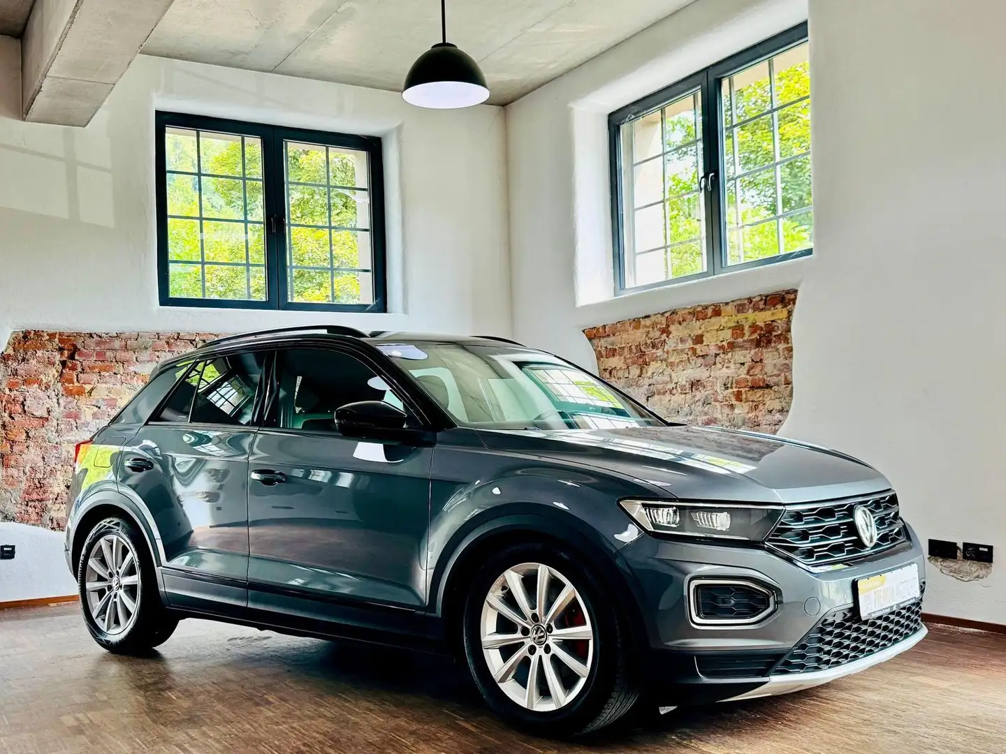 Volkswagen T-Roc 2.0 TDI Sport 4M DSG BlackStyle KAMERA LED Schwarz - 2