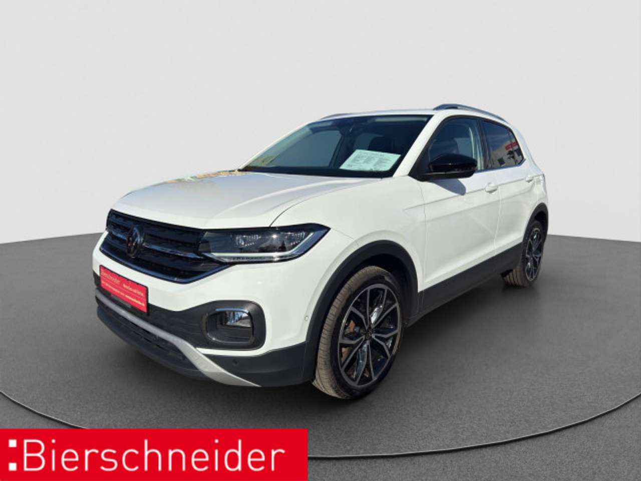 Volkswagen T-Cross 2023 — 1.5 TSI DSG Style 18 AHK LED ACC NAVI CA