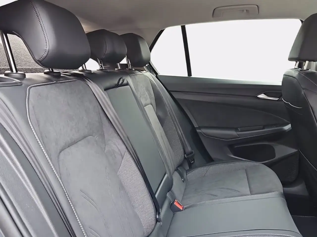 Volkswagen Golf 1.5 tsi ehybrid edition plus 204cv dsg 9