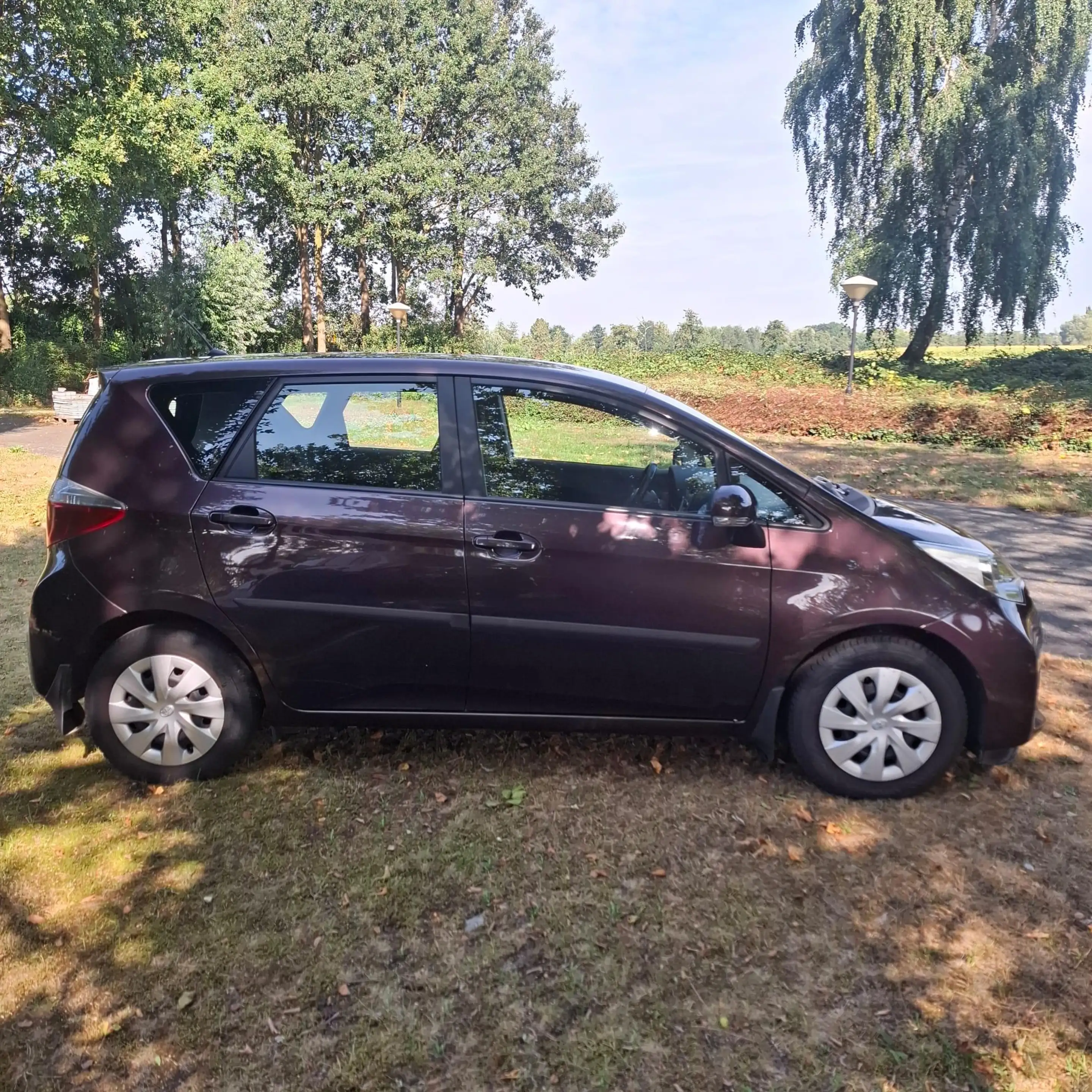 Toyota Verso-S 1.3 VVT-i Aspiration — photo 4