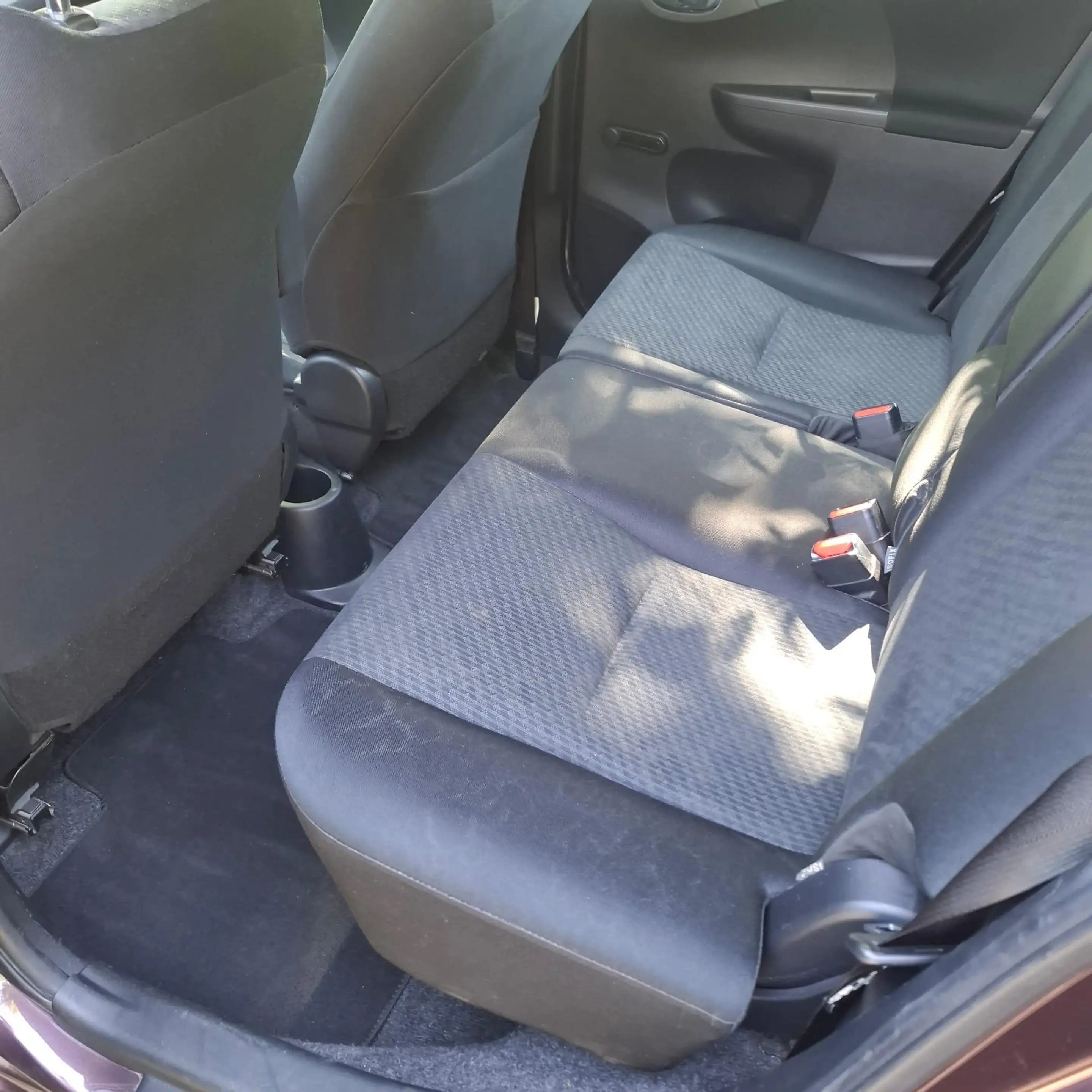Toyota Verso-S 1.3 VVT-i Aspiration — photo 6