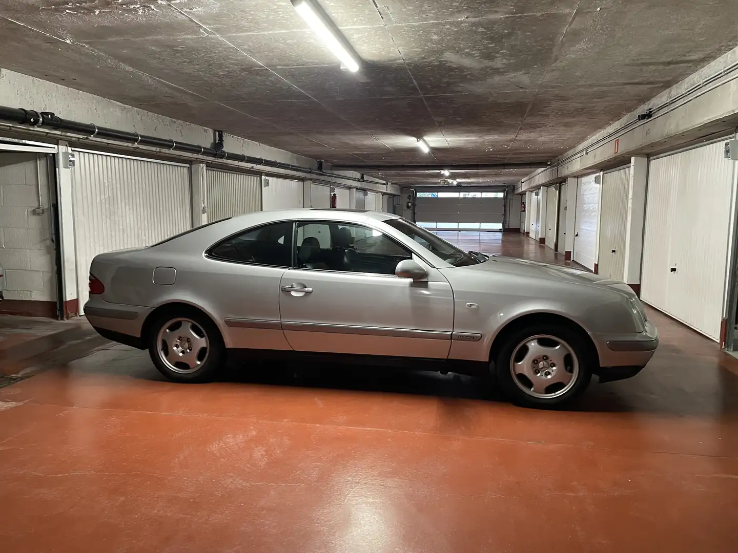 Mercedes-Benz CLK 230 CLK 230 Kompressor Elegance Plateado - 2
