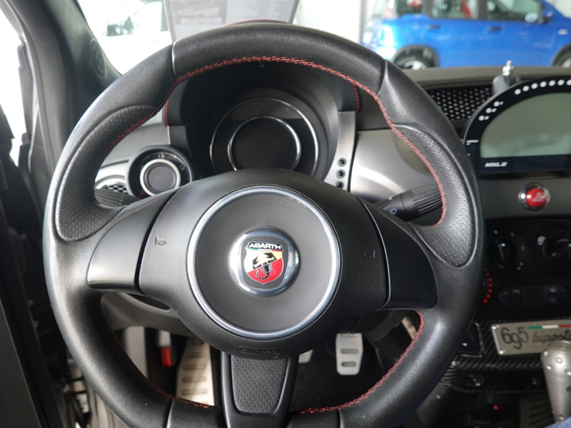 Abarth 500 695 Biposto 1.4 T-Jet 139kW (190 PS) — photo 13