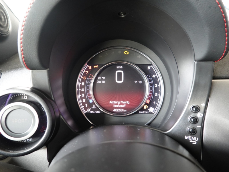 Abarth 500 695 Biposto 1.4 T-Jet 139kW (190 PS) — photo 14